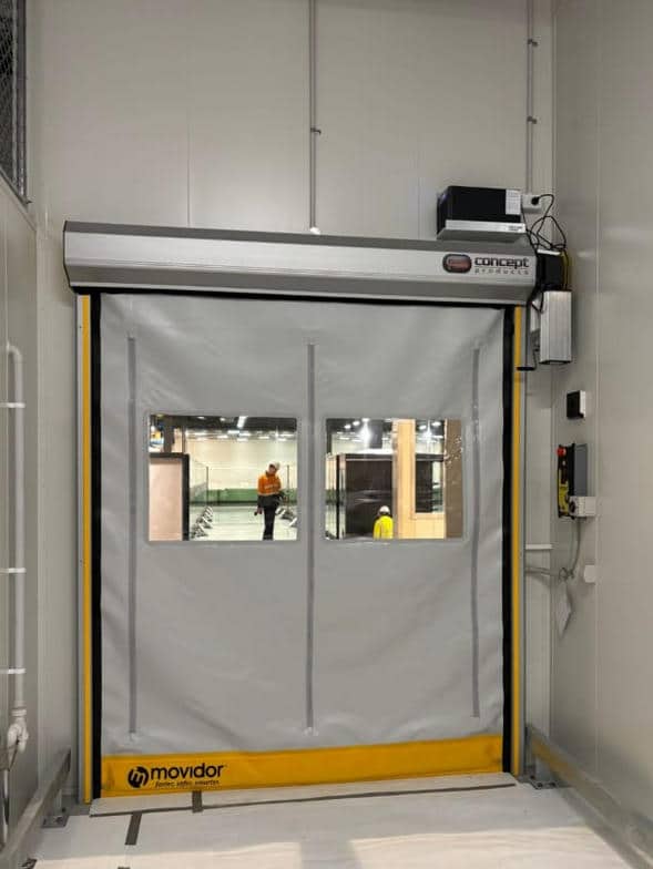 High-speed industrial roll-up door
